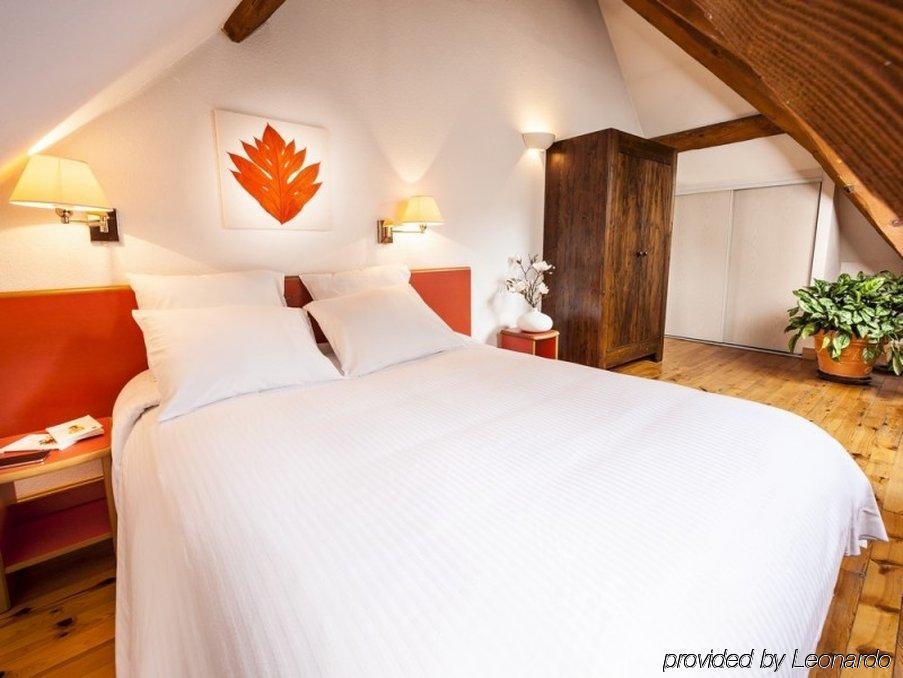 Privilodges Chateau Perrin Grenoble Habitación foto
