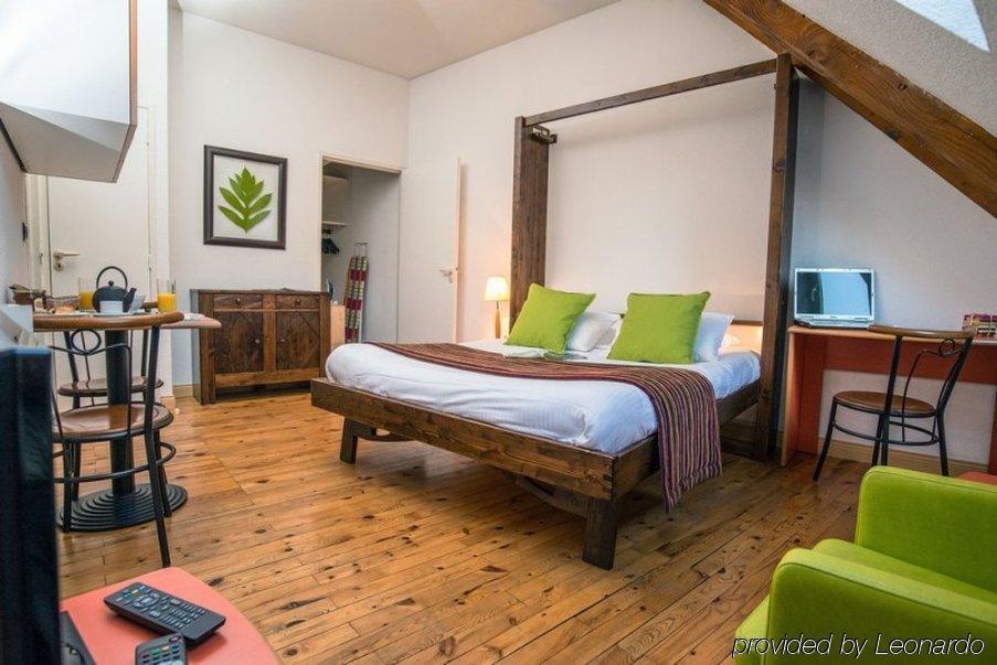 Privilodges Chateau Perrin Grenoble Exterior foto